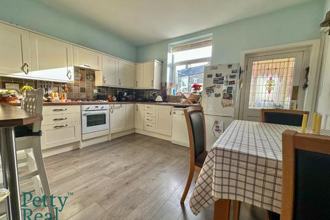 3 bedroom terraced house for sale, Hall Road, Trawden