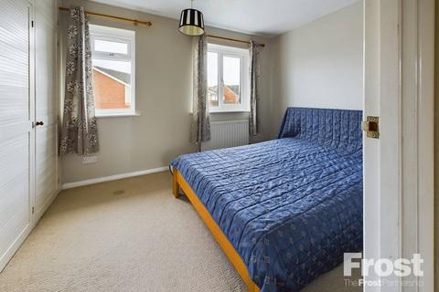 2 bedroom end of terrace house to rent, Palace Close, Slough, Berkshire, SL1