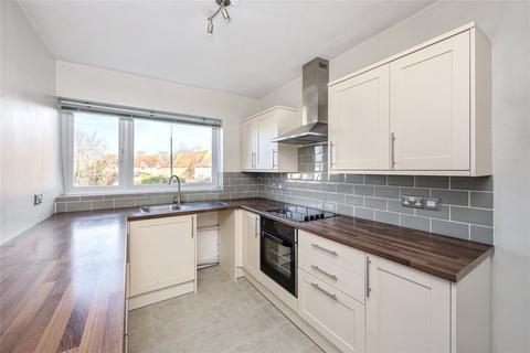 2 bedroom flat for sale, Sea Avenue, Rustington, Littlehampton, West Sussex, BN16