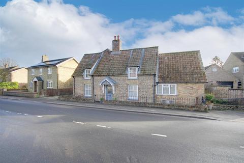 4 bedroom detached house for sale, Church Road, Warboys