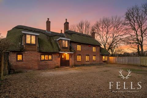 4 bedroom detached house for sale, Ibsley Drove, Ringwood BH24