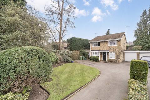 4 bedroom detached house for sale, Queens Road, Weybridge KT13