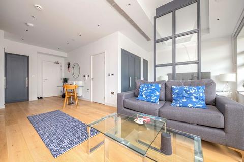 Studio for sale, City Island Way, London E14