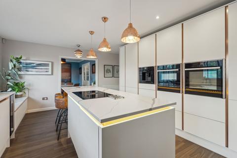 1 Eagle Avenue, Auchterarder, PH3 1GD