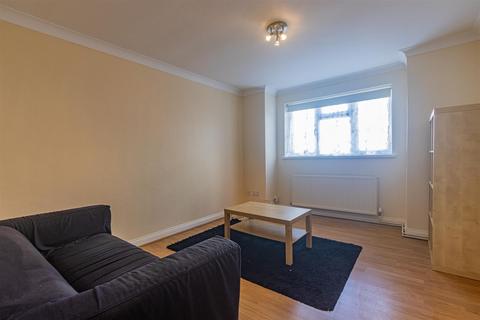 2 bedroom flat to rent, Bangor Street, Cardiff CF24