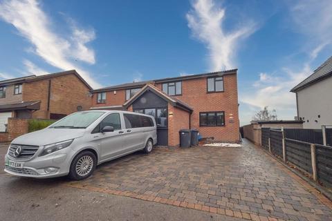 4 bedroom detached house to rent, Church Street, Earl Shilton