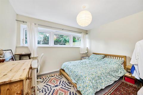 1 bedroom flat to rent, Kersfield Road, Putney