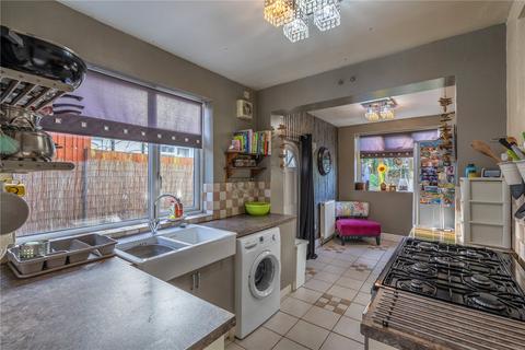 3 bedroom semi-detached house for sale, Stafford Road, Oxley, Wolverhampton, West Midlands, WV10