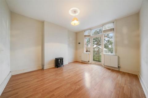 3 bedroom end of terrace house for sale, Rosemary Avenue, Finchley, London, N3