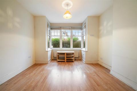 3 bedroom end of terrace house for sale, Rosemary Avenue, Finchley, London, N3