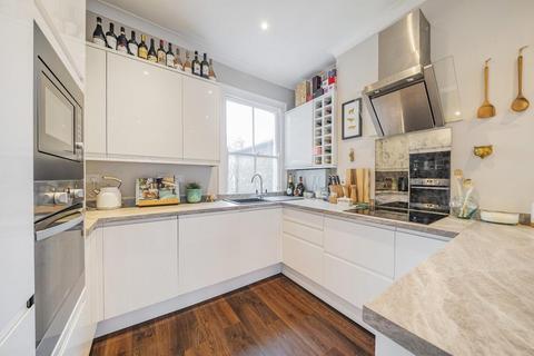 3 bedroom flat for sale, Aliwal Road, Battersea