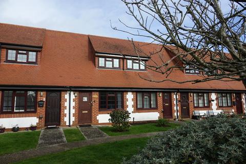 1 bedroom cottage for sale, Manor Farm Court, Selsey