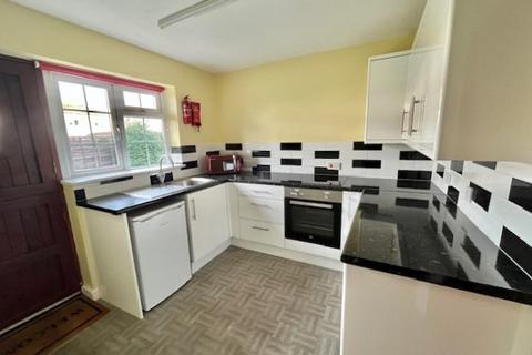 1 bedroom cottage for sale, Manor Farm Court, Selsey