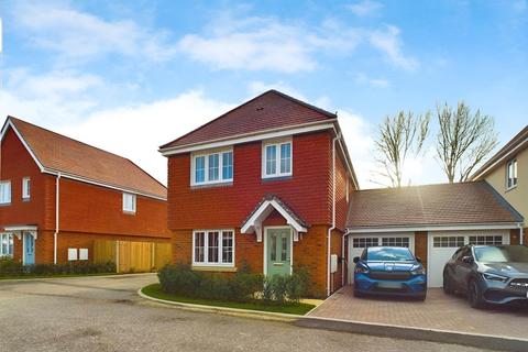 3 bedroom detached house for sale, Preston, Hitchin