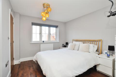 11 Castlefield, Preston, Hitchin, SG4 7AZ