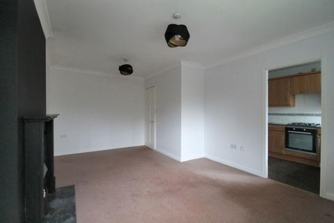 2 bedroom flat to rent, Canal Street, Runcorn, WA7 1SA