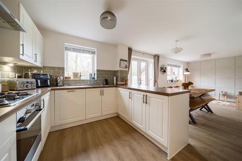 4 bedroom detached house for sale, Shortlands Way, Ivybridge