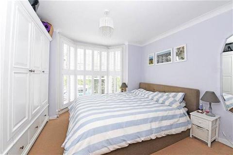 1 bedroom apartment to rent, Graham Road, Wimbledon, London, SW19