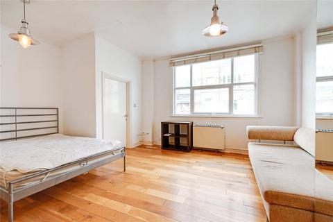 Studio to rent, London W12