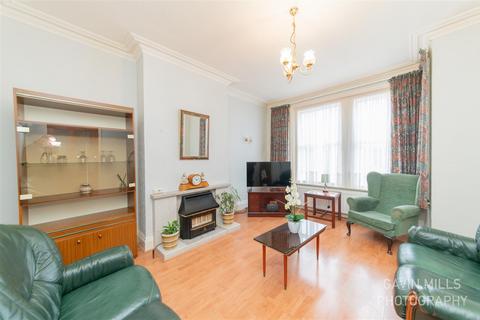 3 bedroom terraced house for sale, Bertram Road, Hendon, London