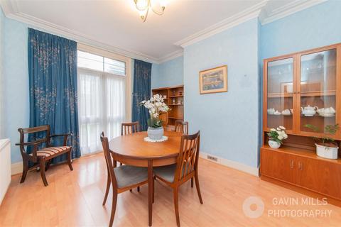 3 bedroom terraced house for sale, Bertram Road, Hendon, London