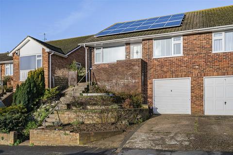 4 bedroom chalet for sale, Valley Close, Newhaven