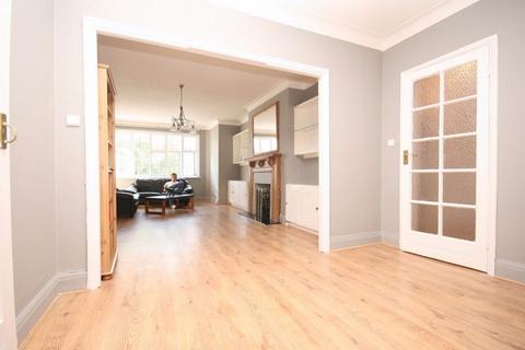 2 bedroom apartment for sale, London NW2