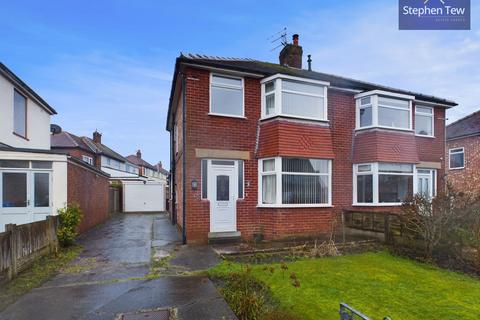 3 bedroom semi-detached house for sale, Newton Avenue, Poulton-Le-Fylde, FY6