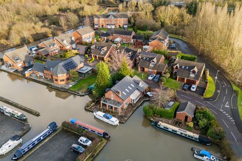 4 bedroom detached house for sale, Dukes Wharf, Preston Brook