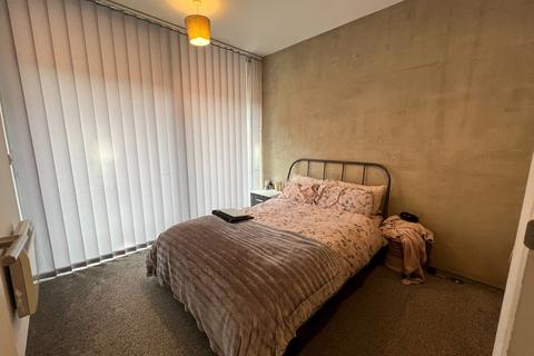 1 bedroom flat to rent, Worsley Street, Manchester M15