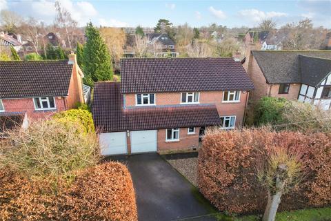 5 bedroom detached house for sale, Midway, Walton-On-Thames, KT12