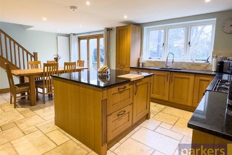 4 bedroom end of terrace house for sale, Bull Street, Aston, Nr. Bampton, Oxfordshire, OX18