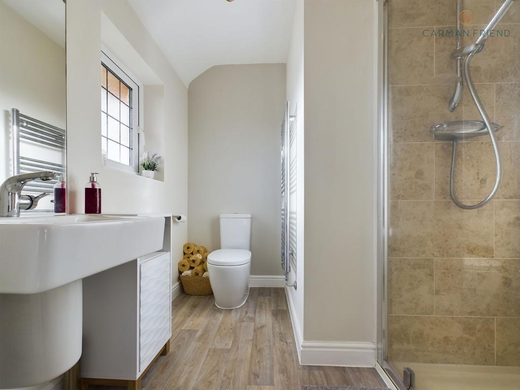 Ensuite