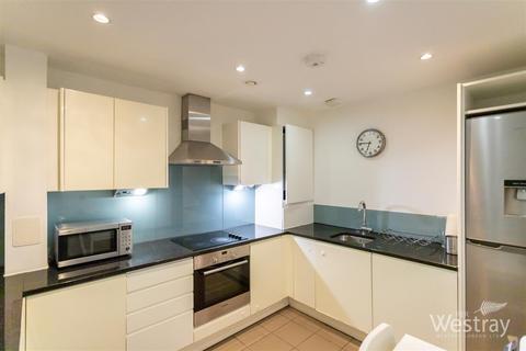 1 bedroom flat to rent, Queensbridge Road, London E8