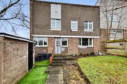 3 bedroom townhouse for sale, Bawn Gardens, Leeds