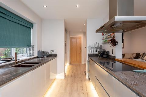 4, Abbey Court Caedmon Close, York, YO31 1AA