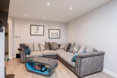 4, Abbey Court Caedmon Close, York, YO31 1AA