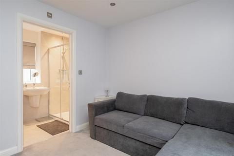 4, Abbey Court Caedmon Close, York, YO31 1AA