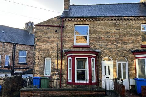 2 bedroom end of terrace house for sale, Candler Street, Scarborough