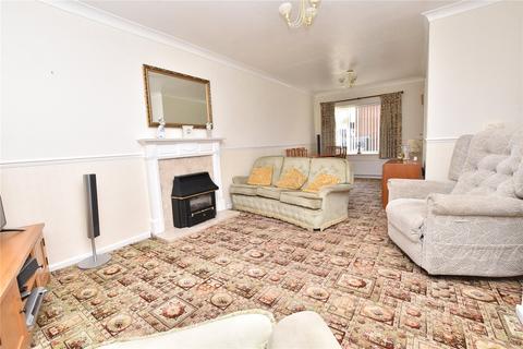 3 bedroom end of terrace house for sale, The Green, Seacroft, Leeds, West Yorkshire