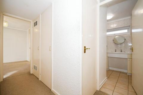 1 bedroom flat for sale, Hallam Court, Clarke Drive, Botanical Gardens, Sheffield, S10 2NT