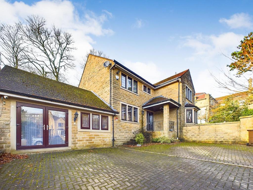 CAM01268 G0-PR0288-STILL041.jpg