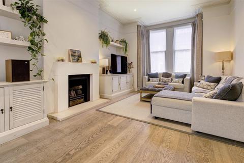 5 bedroom house for sale, Hilltop Road, West Hampstead, NW6