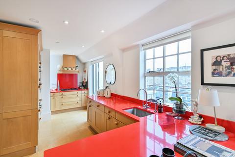 2 bedroom flat for sale, Cornwall Gardens, South Kensington, London