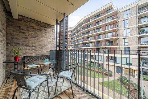 2 bedroom apartment for sale, Scena Way, London