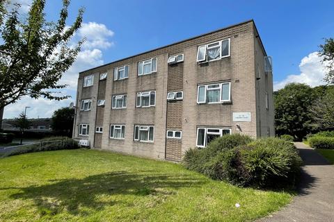 2 bedroom apartment to rent, Caburn Court, Southgate, Crawley, West Sussex, RH11