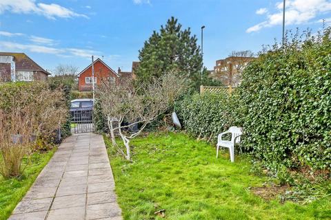 3 bedroom maisonette for sale, Grand Avenue, Worthing, West Sussex