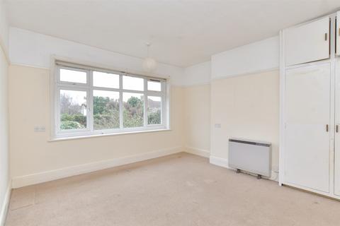 3 bedroom maisonette for sale, Grand Avenue, Worthing, West Sussex