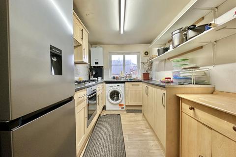 2 bedroom flat for sale, Harrison Croft, Leicester LE4