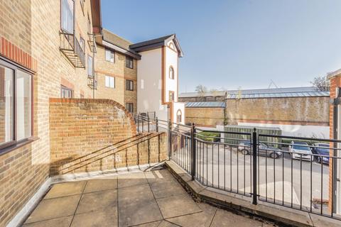 1 bedroom flat to rent, Sopwith Way, KT2